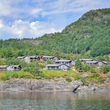 Дом отдыха Lovely In With Sauna Nedstrand